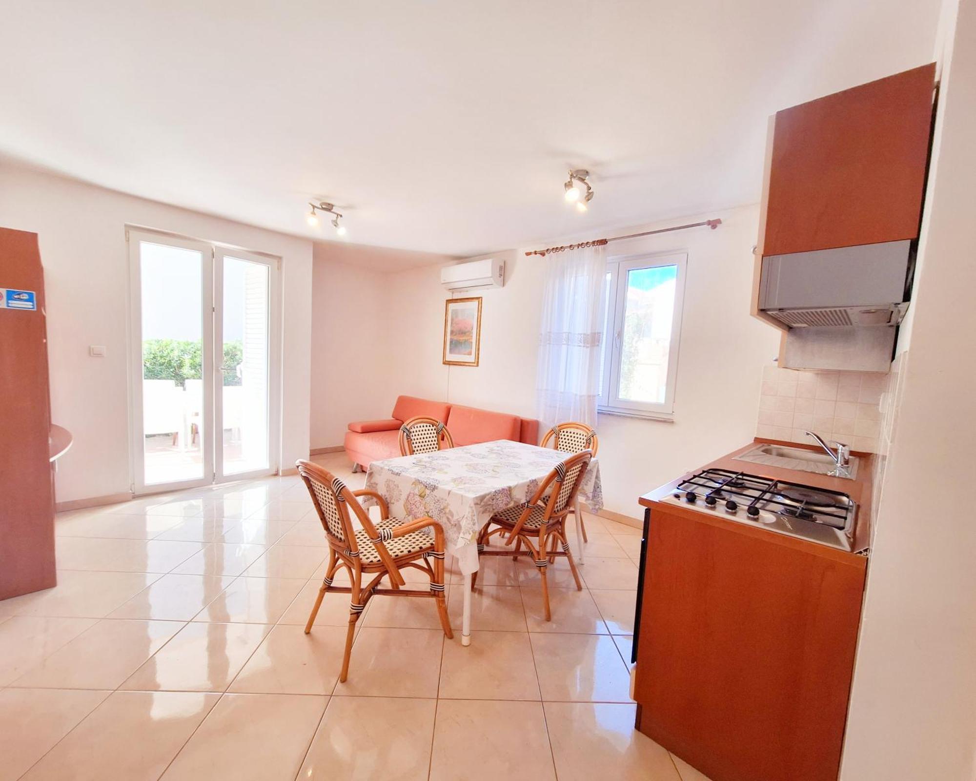 Casa Natalia Apartment *